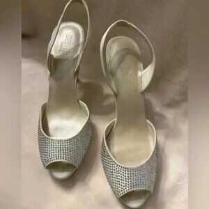 David’s Bridal Jessa Rhinestone Heels Slingback Crystal Peep Toe Womens Size 8.5